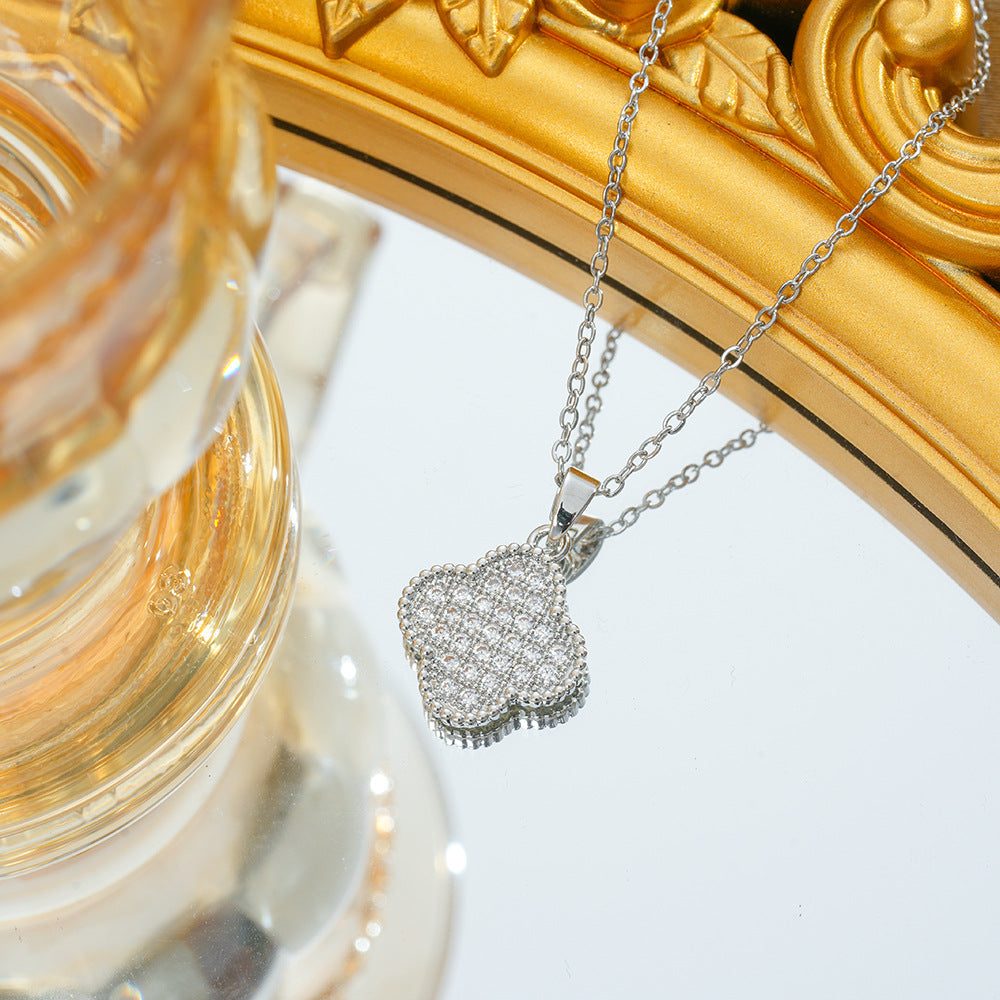 Wholesale Titanium Steel Four-Leaf Clover Pendant Necklace Fashion Jewelry Accessory for Women Boutique Resale