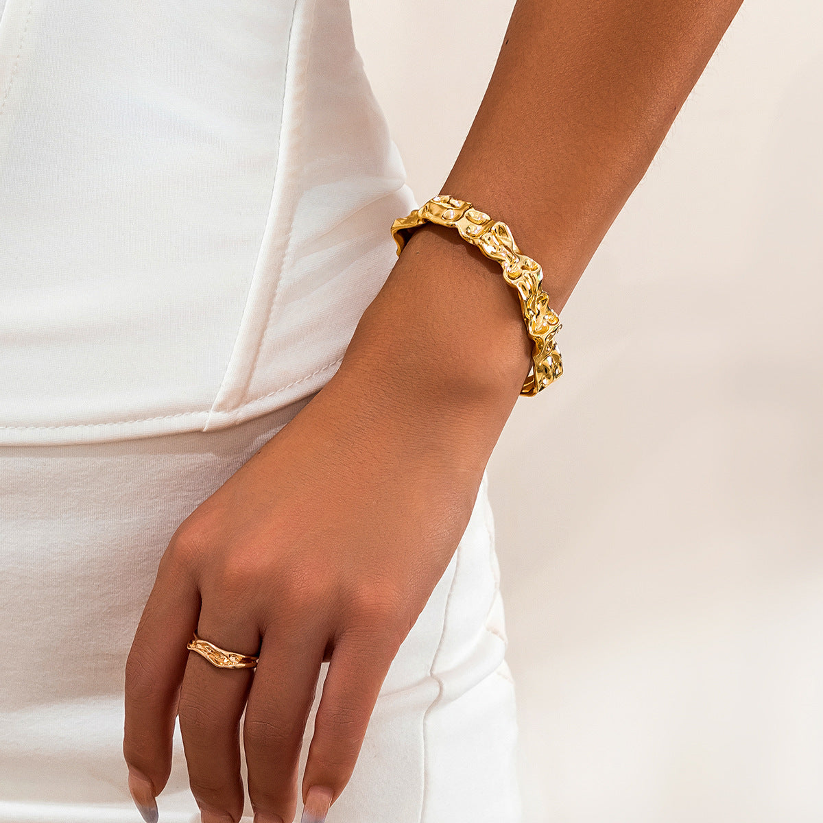 Wholesale Irregular Lava Bracelet Pleated Open Bracelet Adjustable Bracelet ACC-BT-XueRou001