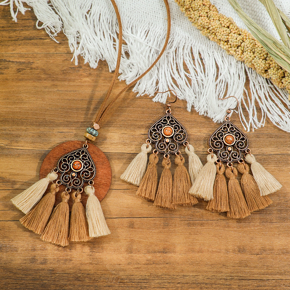Wholesale Bohemian Geometric Necklace and Earrings Set Alloy Electroplated Fashion Accessory