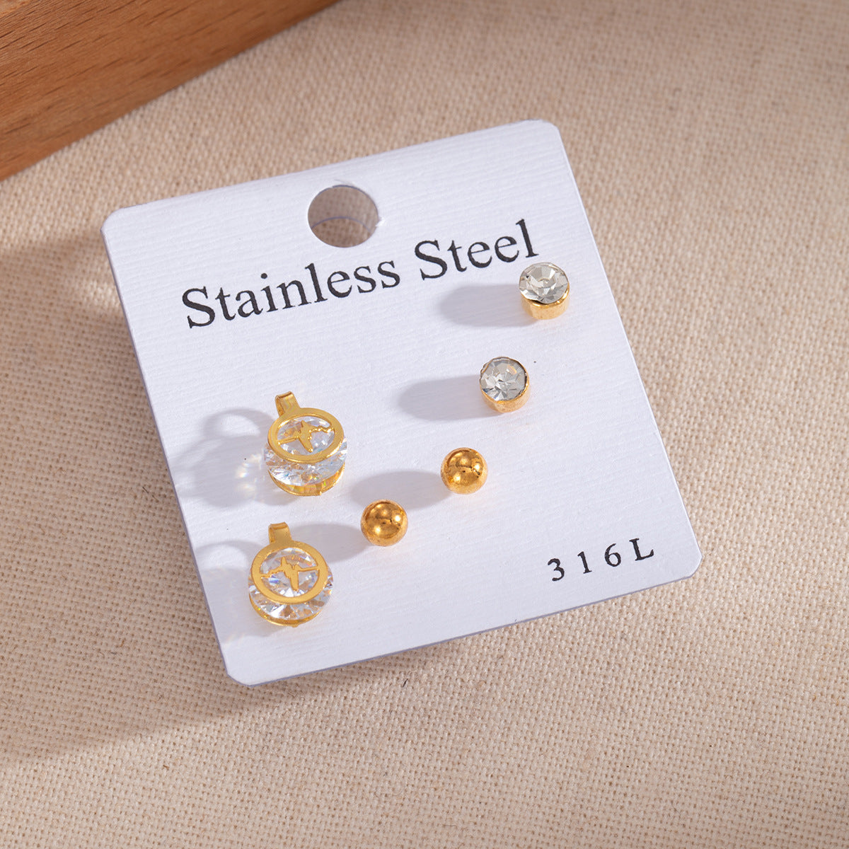Wholesale Stylish Gold Stainless Steel Geometric Earrings for Women Vintage Fashion Accessory