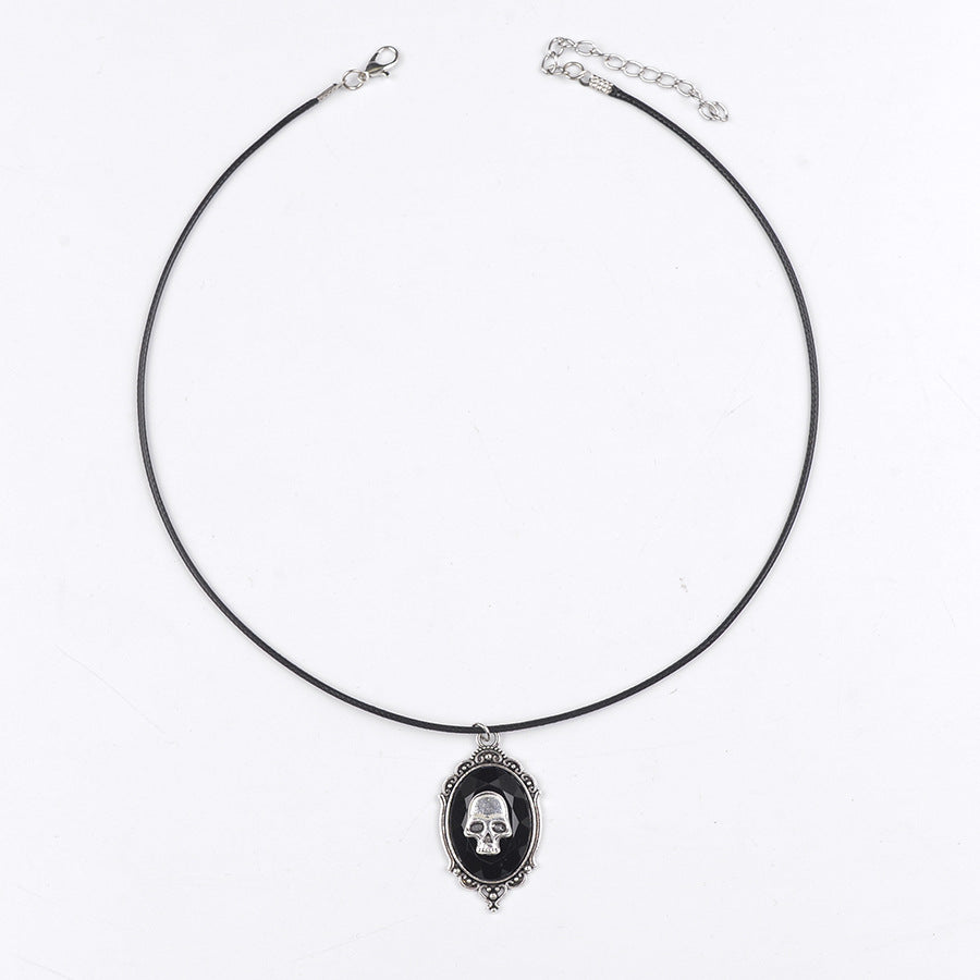 Wholesale Black Zinc Alloy Skull Pendant Necklace Retro Punk Gothic Chain Jewelry Accessory Party Gift Resale