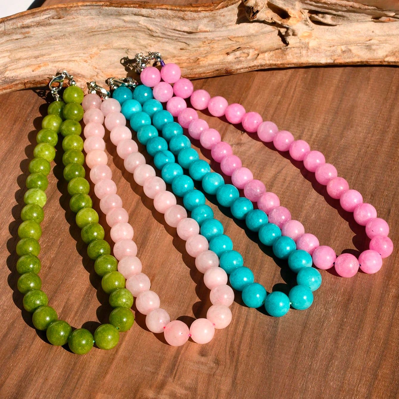 Wholesale Colorful Acrylic Geometric Necklace Electroplated Finish Women' s Boutique Resale Jewelry