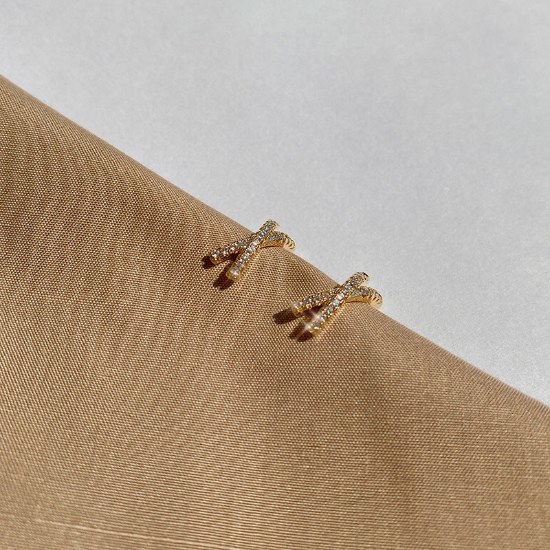 Wholesale Korean Fairy Stacked Micro-Inlaid Zircon Clip-On Earrings,  Copper Electroplated Jewelry Accessory
