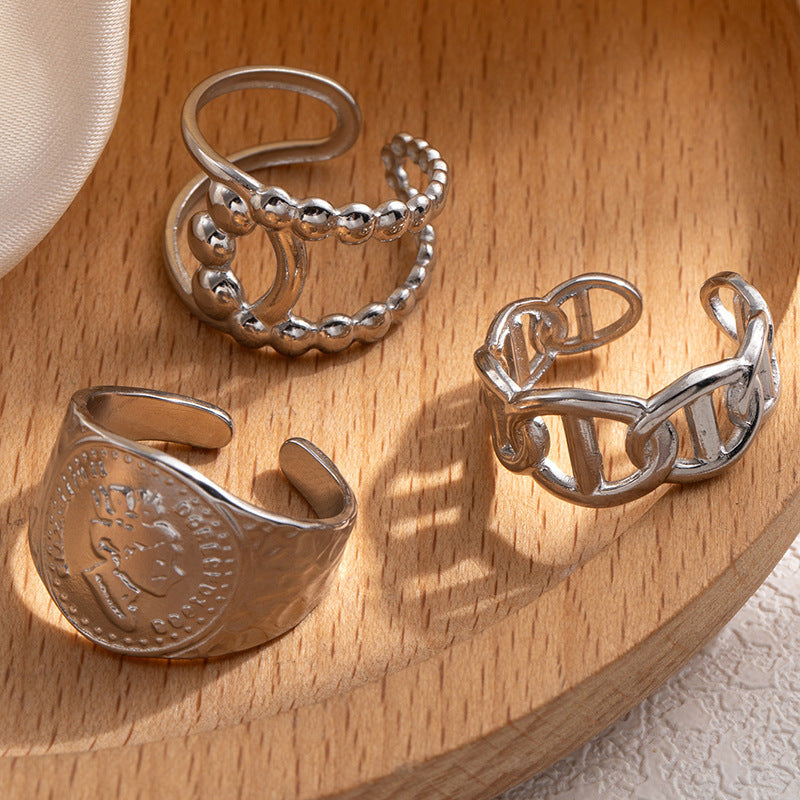 Wholesale Retro Heart Butterfly Hollow Titanium Steel Ring,  Fashion Accessory for Boutique Resale