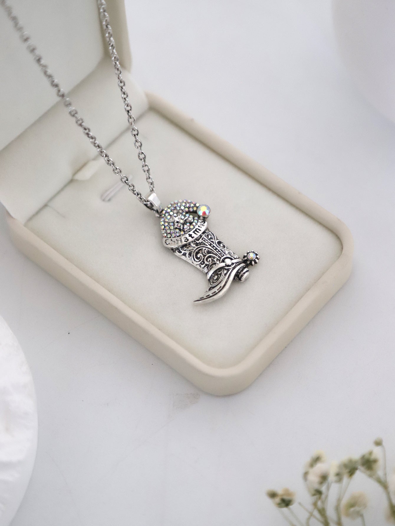 Wholesale Western Cowboy Boho Pendant Necklace Zinc Alloy Geometric Boot Chain Fashion Accessory Gift