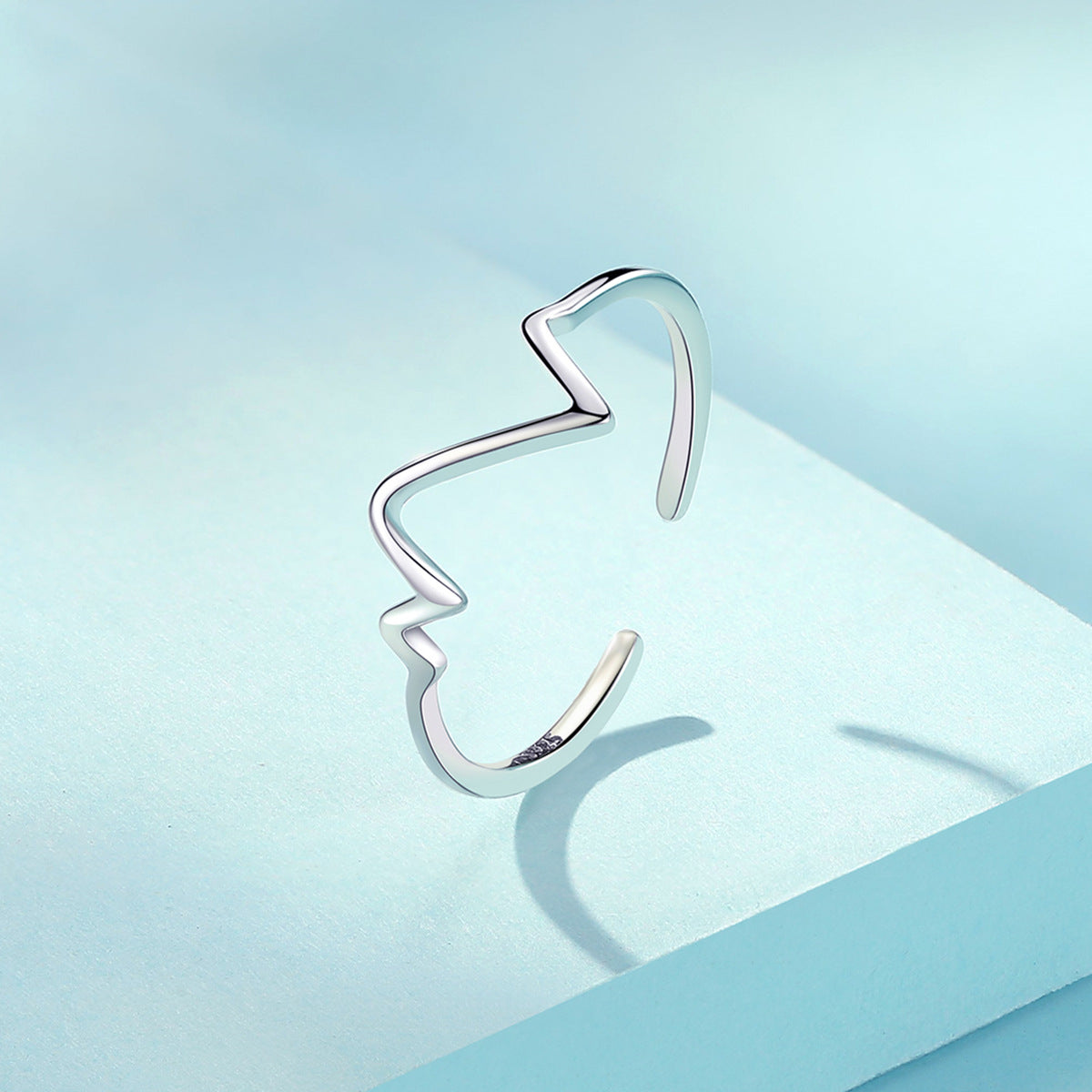 Wholesale  Sterling Silver Heart Ring  Light Luxury  Personality Open Ring