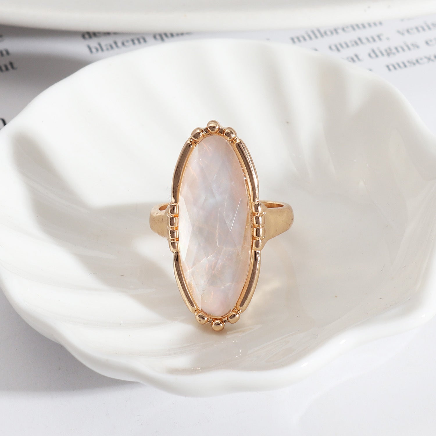 Wholesale faceted shell simple ring