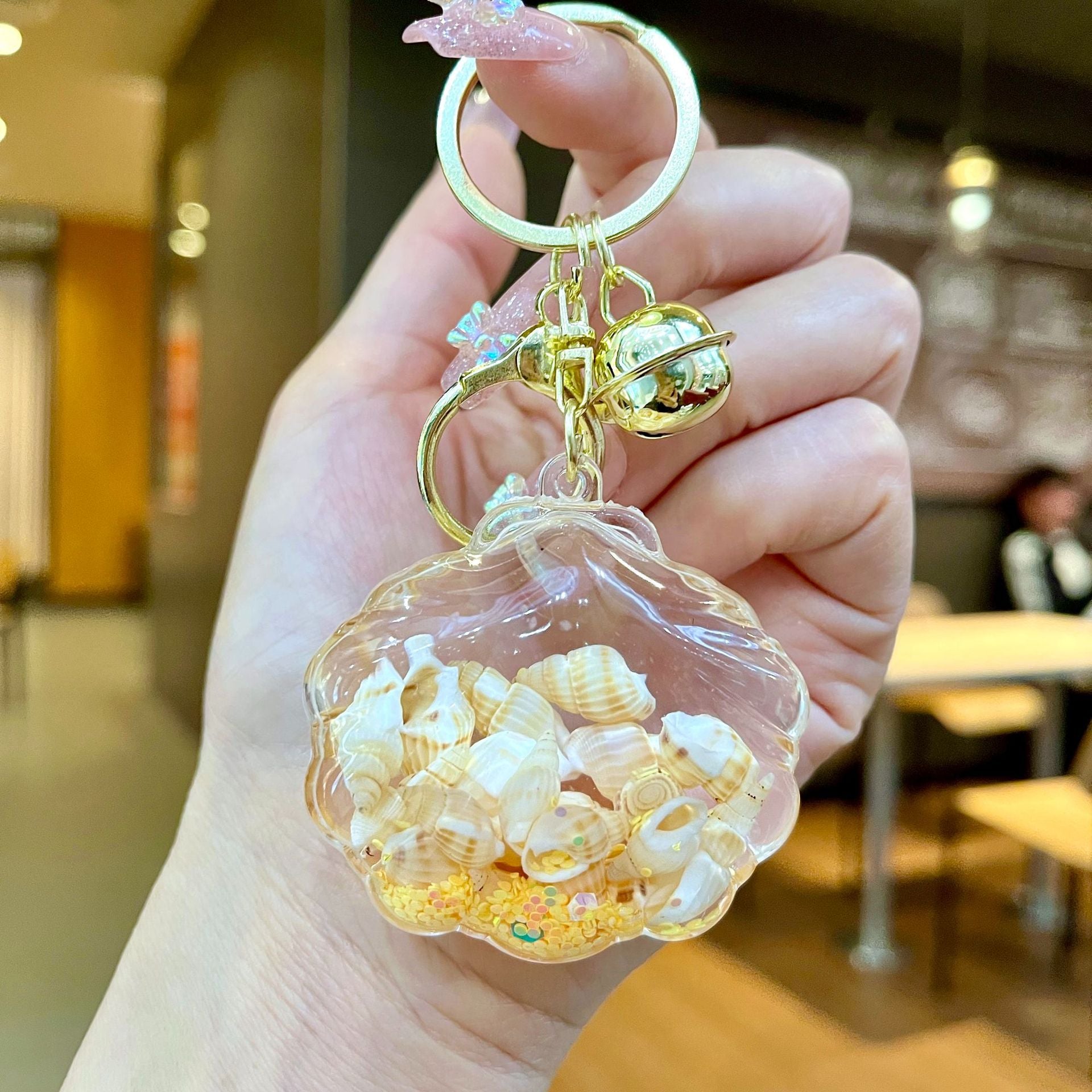 Wholesale Colorful Shell Conch DIY Quicksand Keychain Ocean Pendant Bag Charm Small Gift Accessories