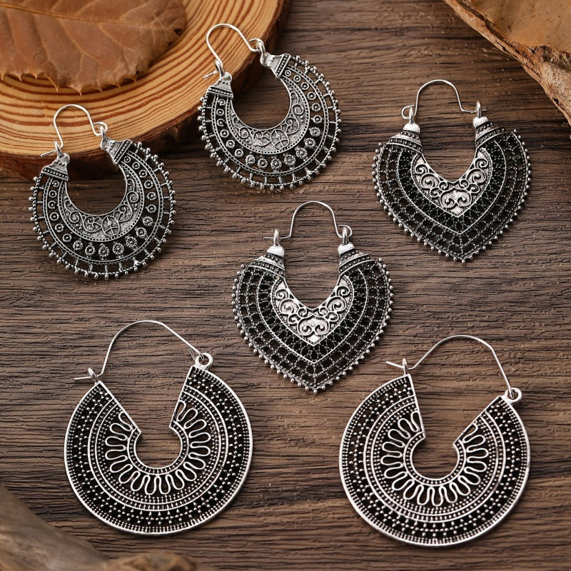 Wholesale Retro Bohemian Ethnic Hollow Out Heart Bronze Alloy Earrings Fashion Jewelry Accessory Gift Boutique Resale