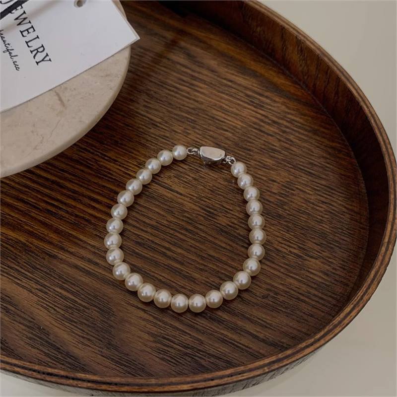 Wholesale Pearl Silver Bracelet  Light Luxury  Bracelet
