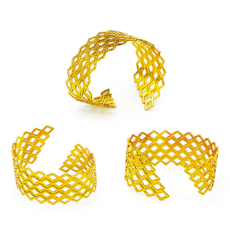 Wholesale Retro Polished Stainless Steel Open C-Shaped Cuff Bracelet