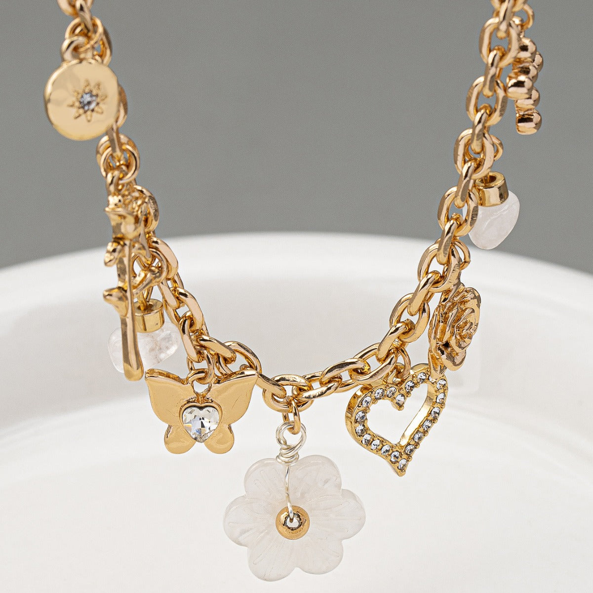 Wholesale  flower pendant necklace exaggerated clavicle chain