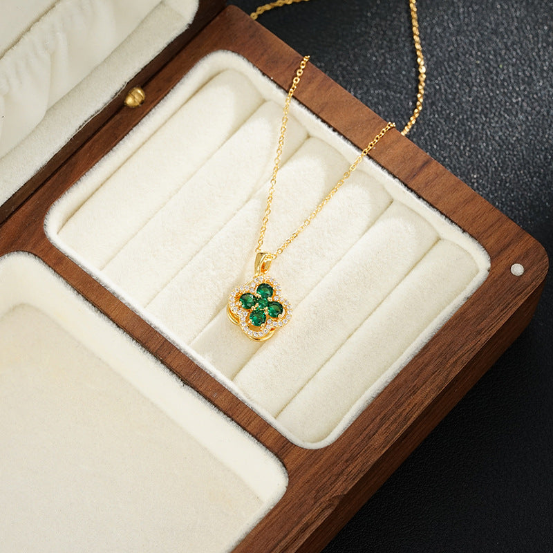 Wholesale Micro Green Rotating Zirconia Four Leaf Flower Pendant Necklace