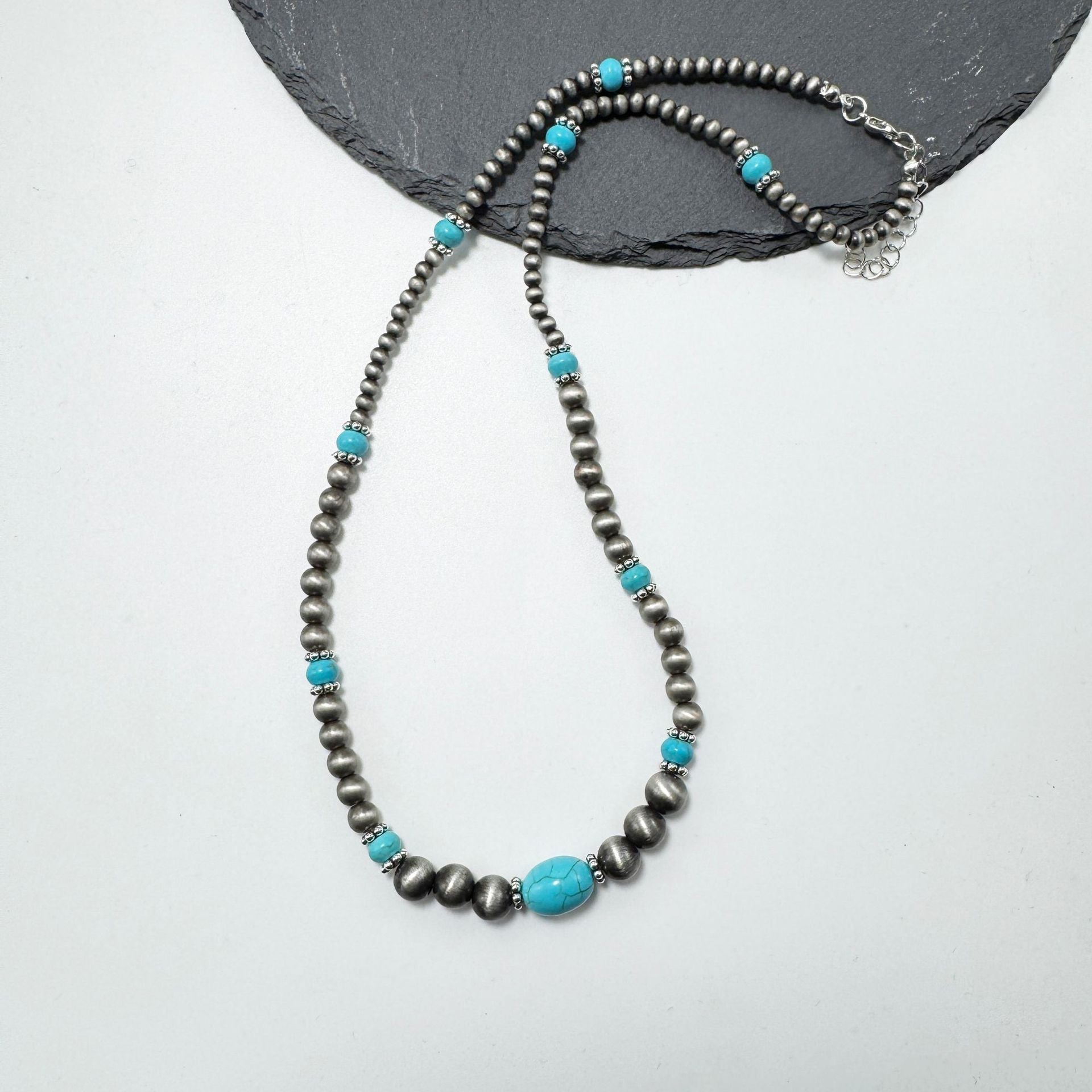 Wholesale Turquoise Maillard Style Handmade Necklace Fashion Jewelry Accessory for Women