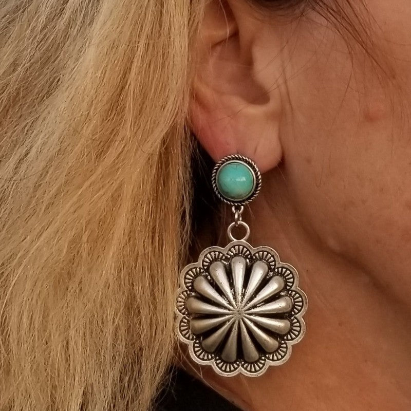 Wholesale Retro Turquoise Carved Earrings Alloy Electroplated Jewelry Accessory