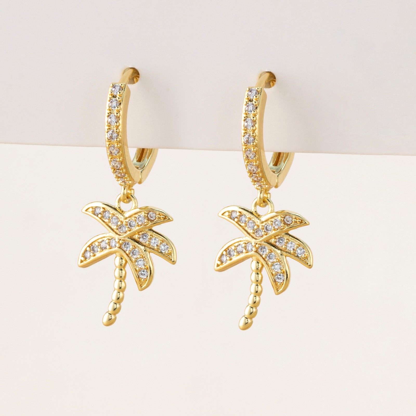 Wholesale Copper Electroplated Zircon Cross Bow Ear Cuff Stylish Women S Fashion Accessory For Boutique Resale