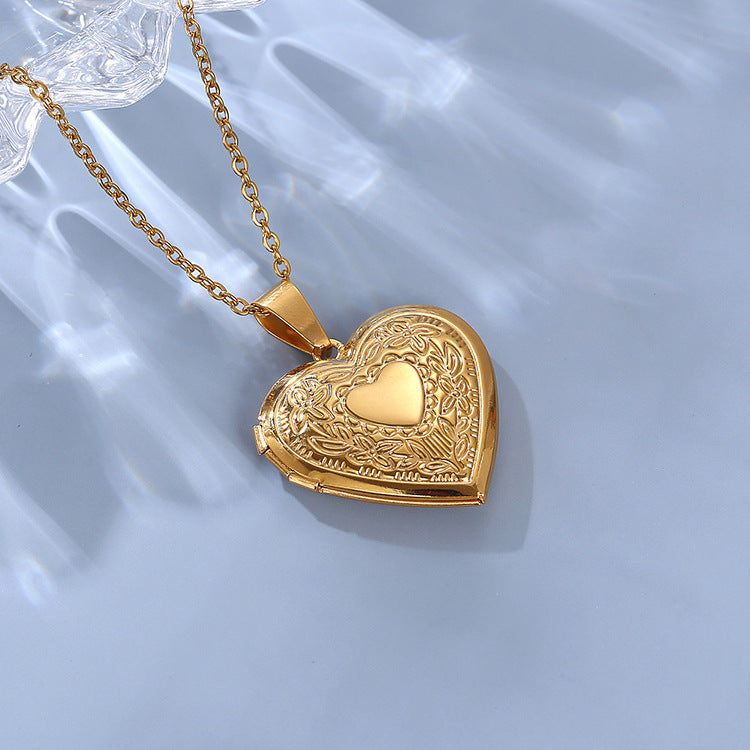 Wholesale Golden Heart Frame Photo Necklace Pendant - Stainless Steel Jewelry Accessory for Couples