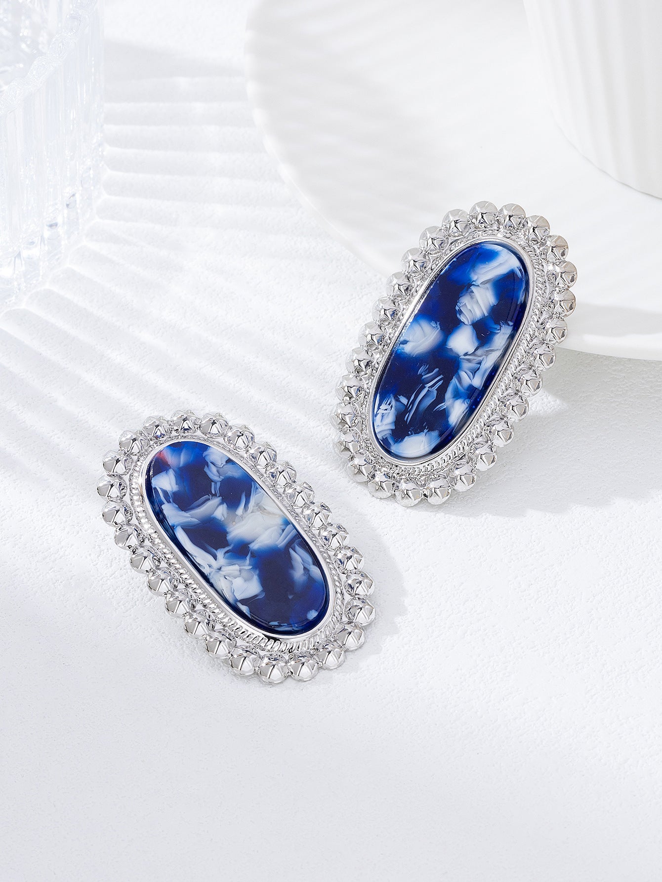 Wholesale Luxury Leopard Print Metal Three-Piece Earrings Ring Bracelet Set Exaggerated Personality Women' s Jewelry