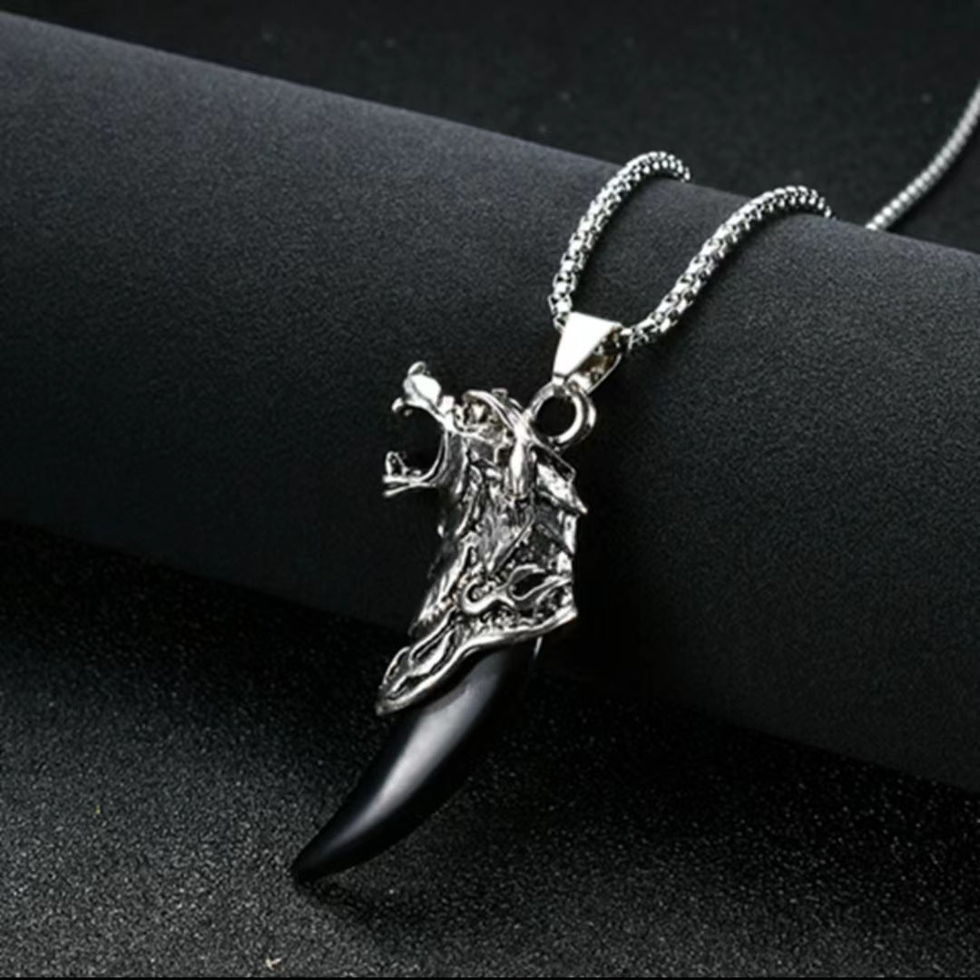 Wholesale wolf tooth pendant  necklace