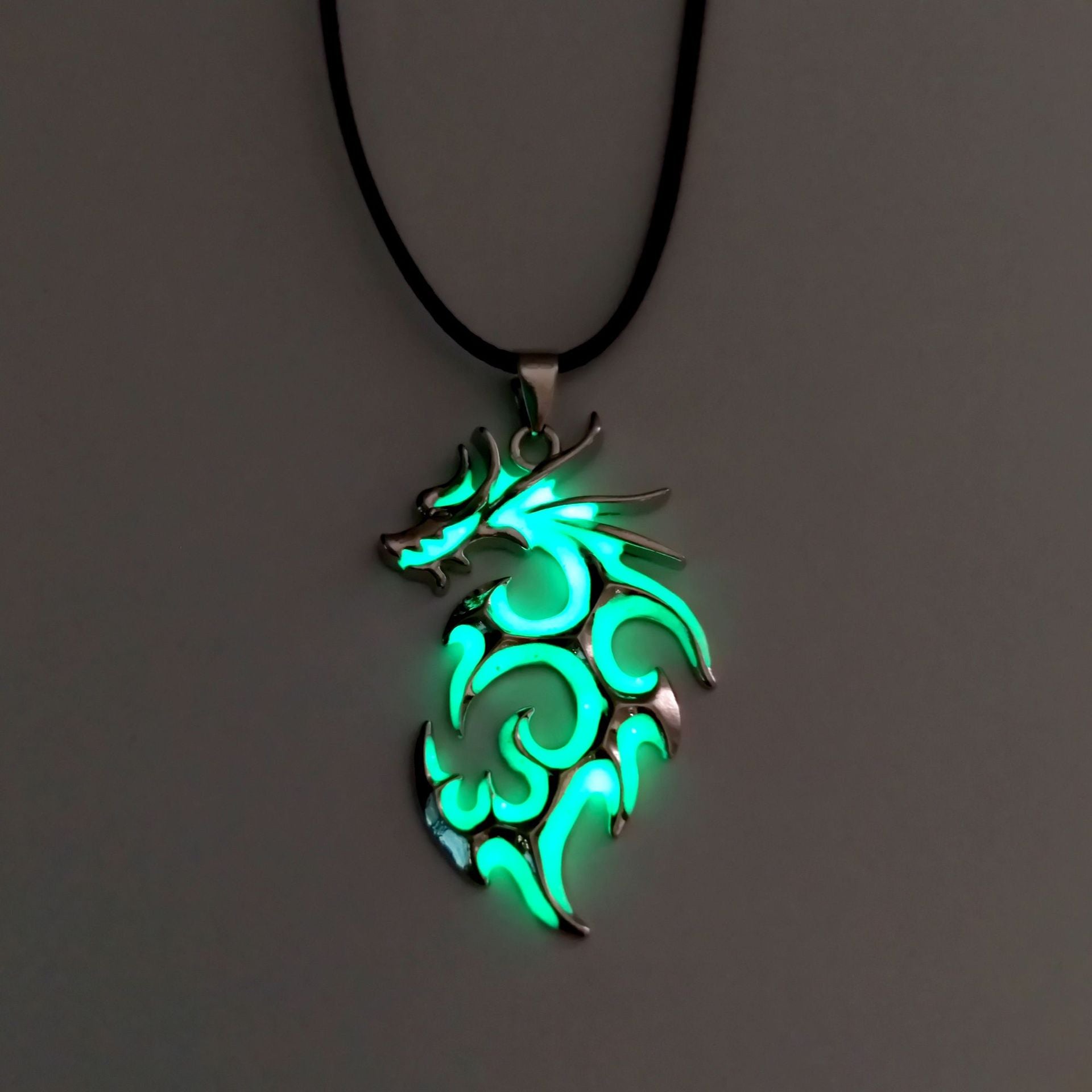 Wholesale  luminous flame dragon necklace