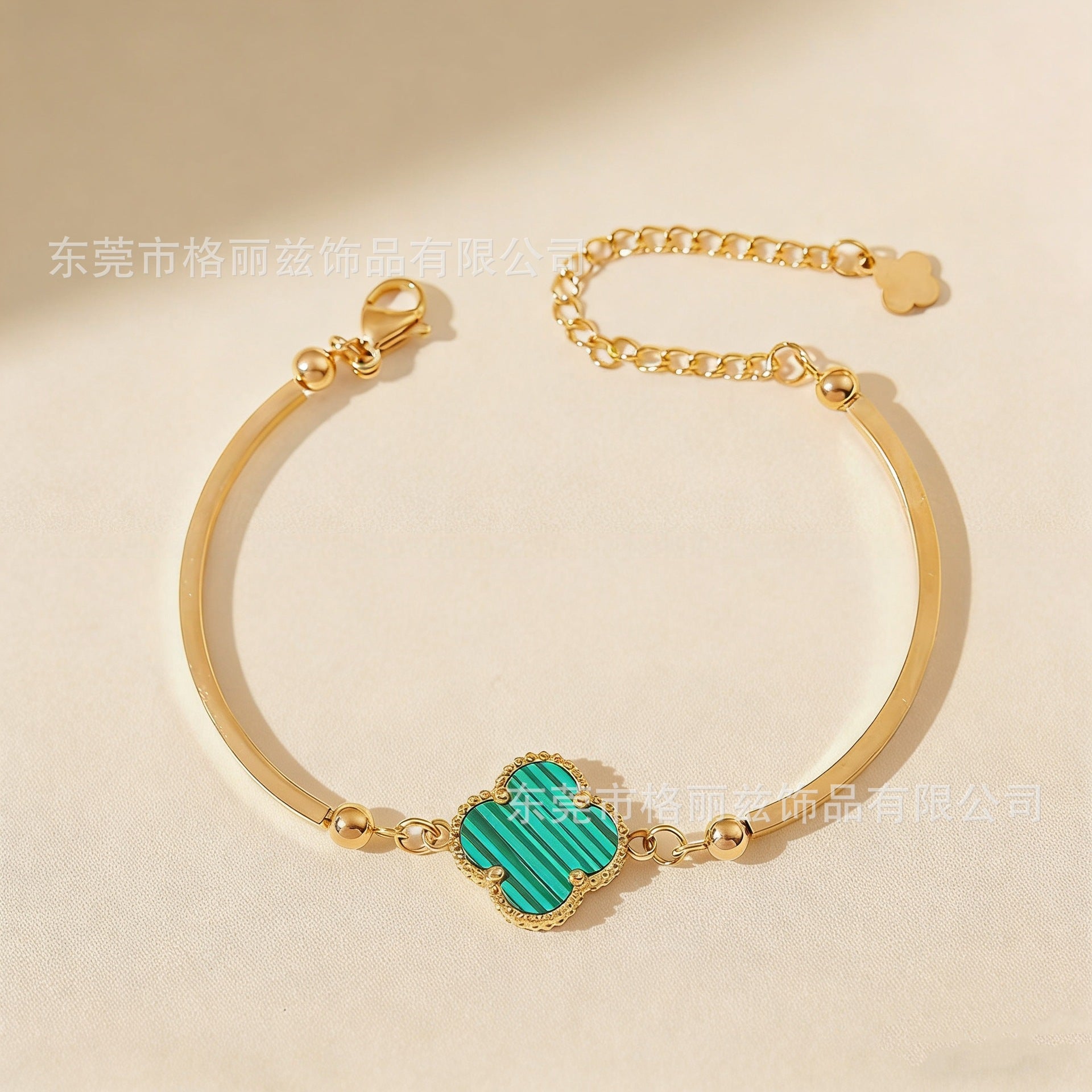 dxx-img:c2f38ab96b8803b587acded842390c7c,ACC-BT-6082784941132-M1,ACC-BT-6082784941148-M1,ACC-BT-6038809857056-M1