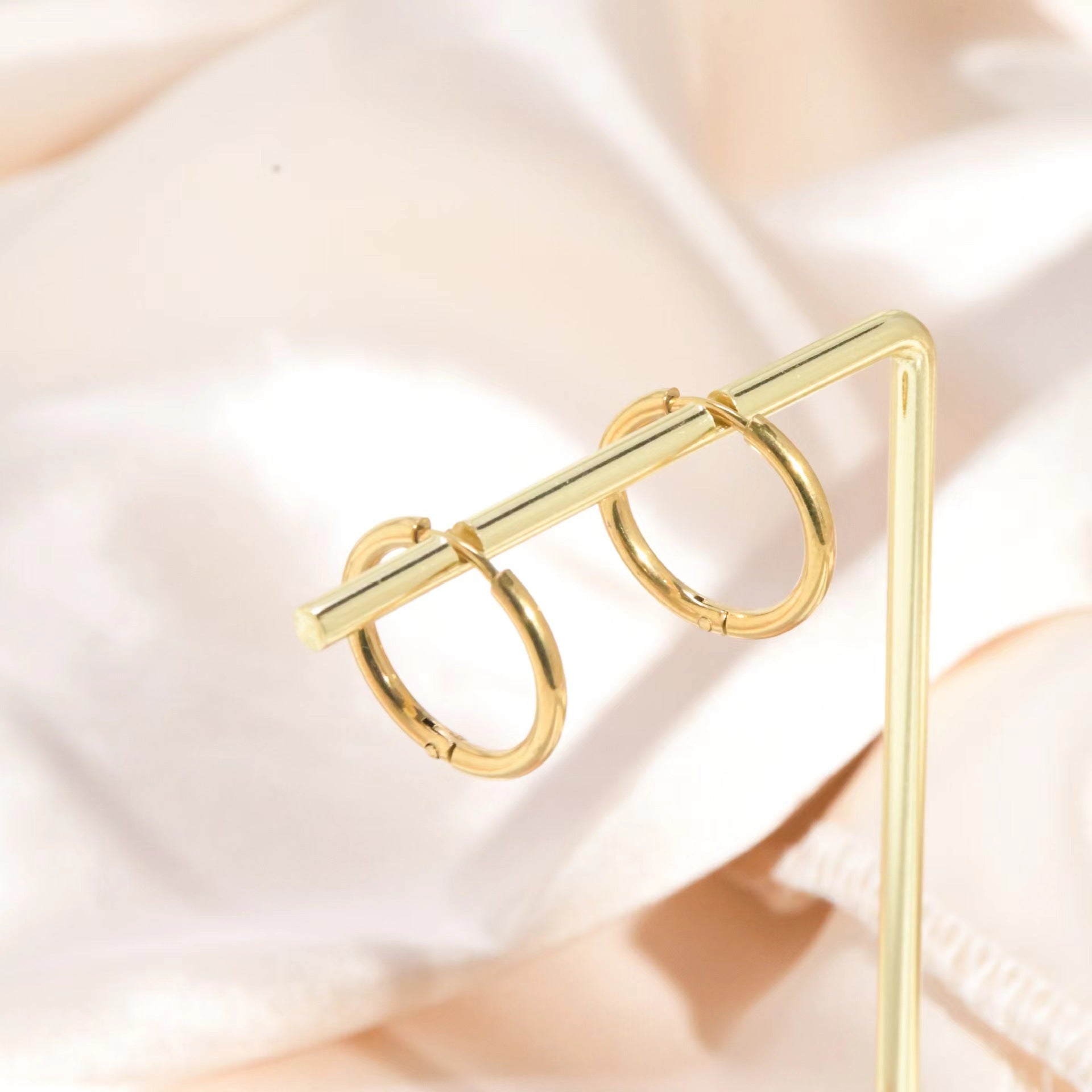 Wholesale Titanium steel hoop earrings