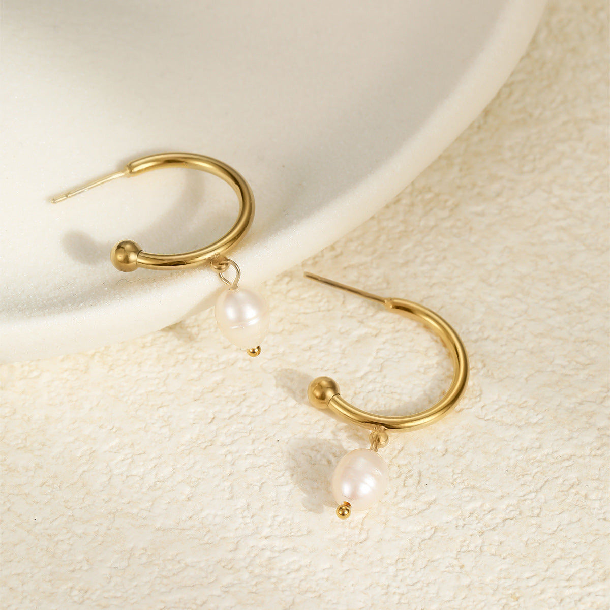 Wholesale  Stainless Steel Plated Real Gold Natural  Pearl Earrings