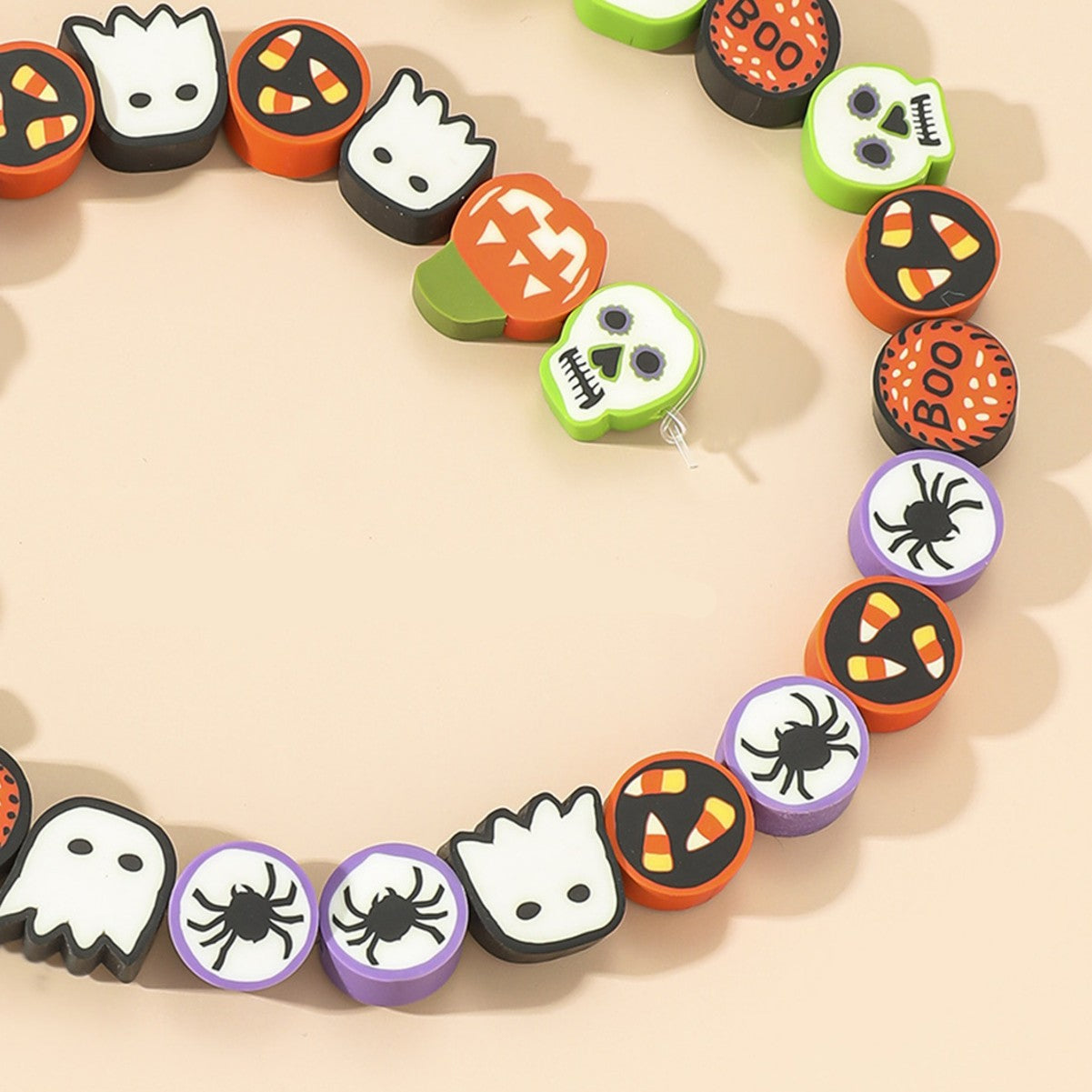 Wholesale  soft  funny expression skull loose beads