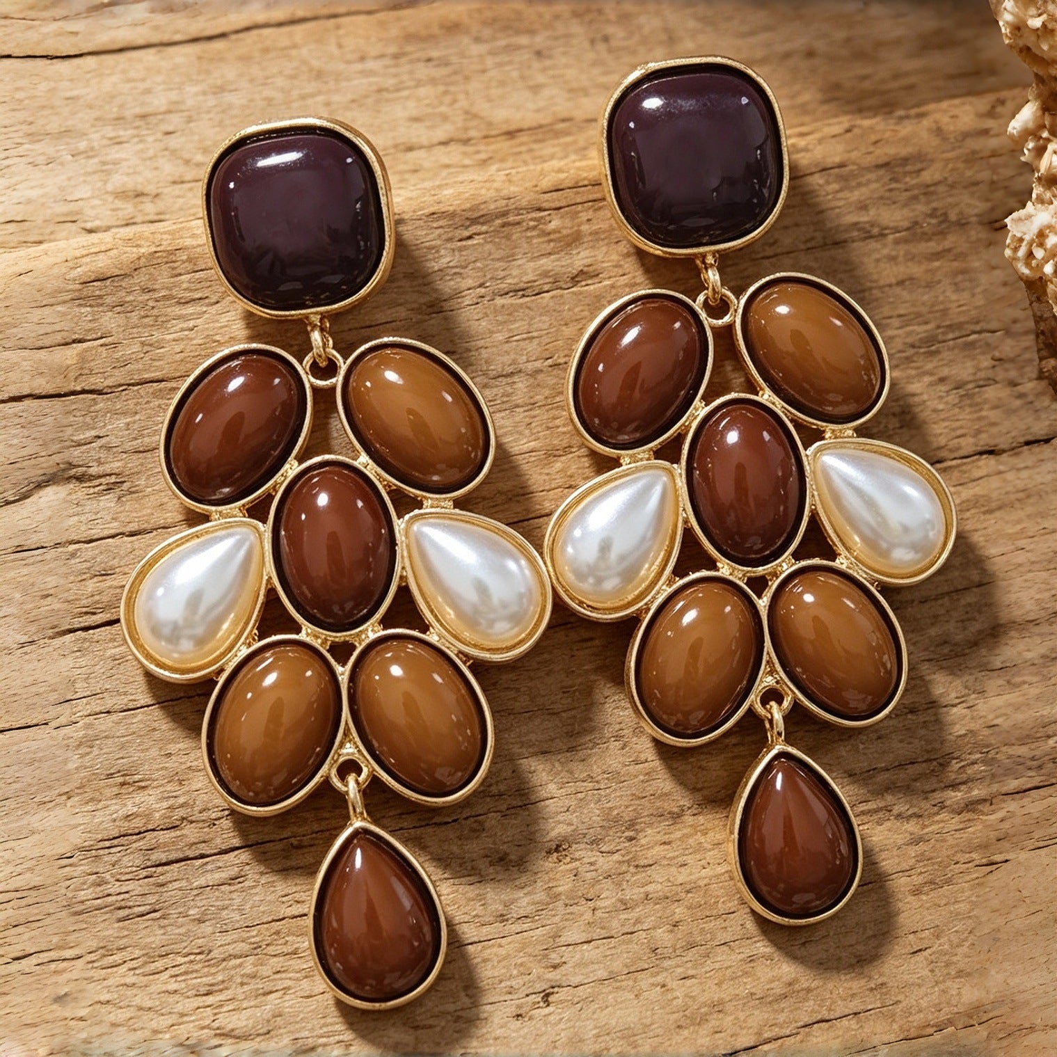 Wholesale Caramel Teardrop Alloy Earrings Trendy Geometric Plated Jewelry Accessory For Boutique Resale