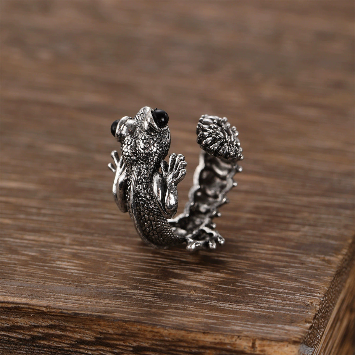 Wholesale Gothic lizard ring punk dark adjustable ring