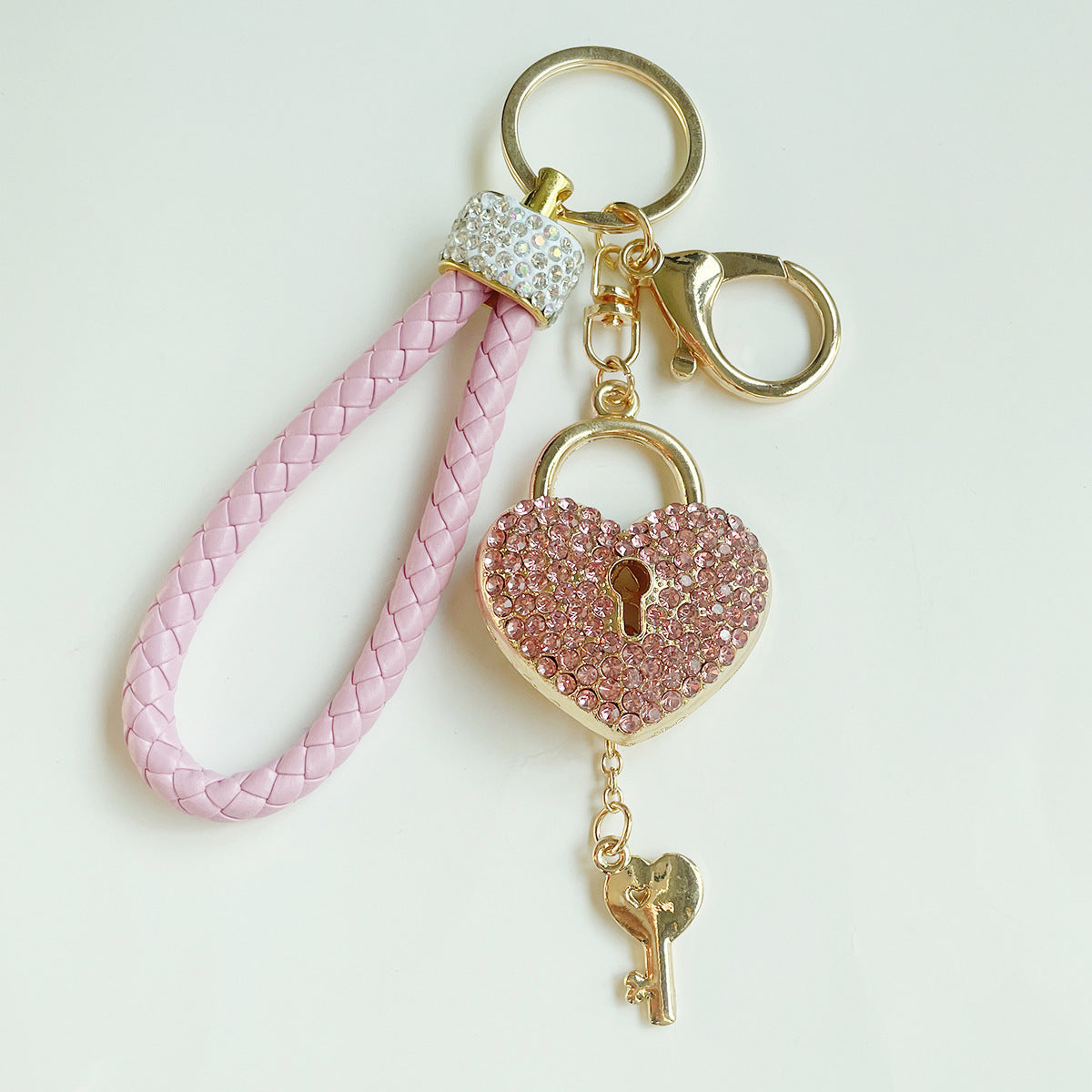 Wholesale Cute Heart Rhinestone Keychain,  Alloy Key Ring with Braided Rope,  Decorative Accessory for Bags