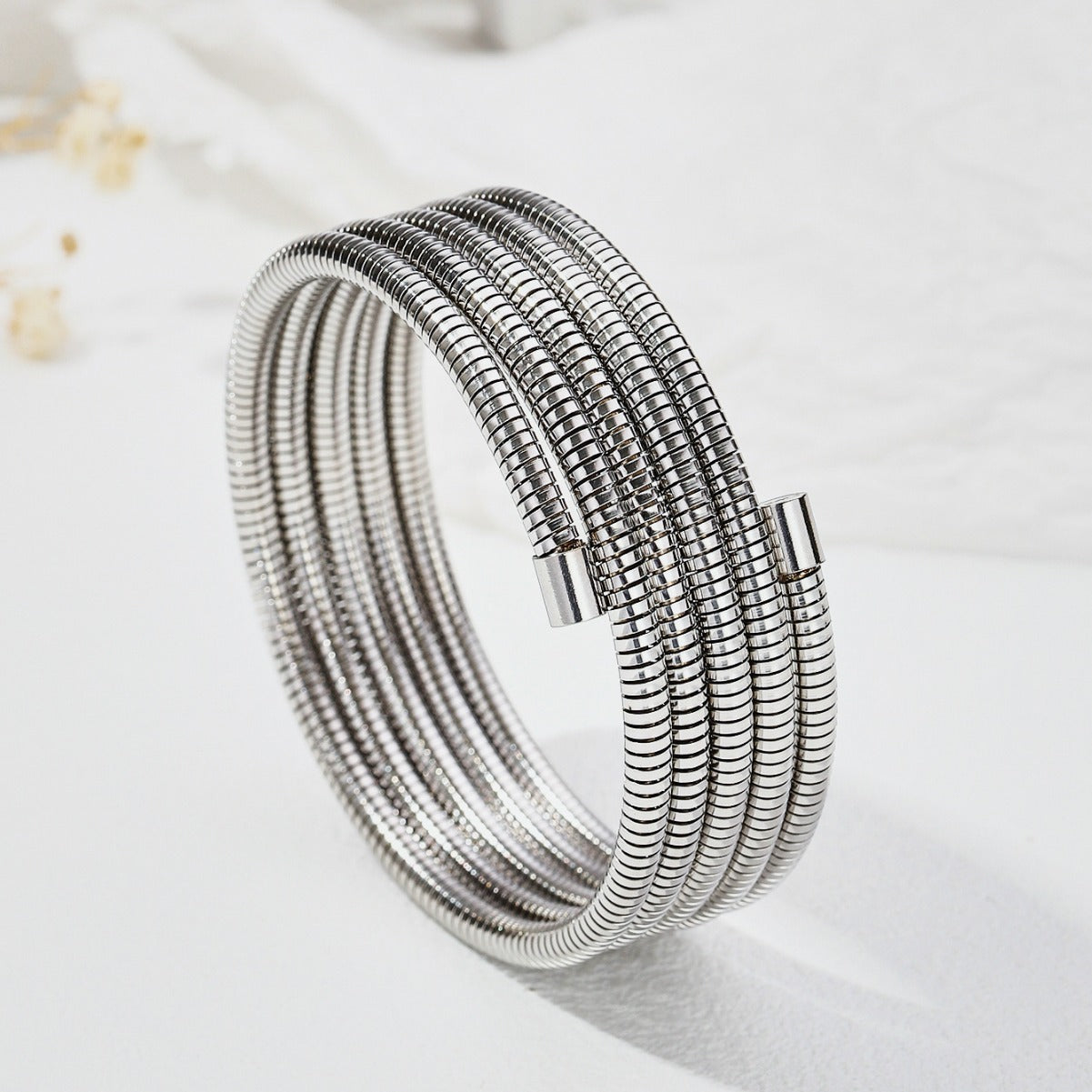 Wholesale Stainless steel gold single multi-turn multi-layer spring winding elastic ring plain ring bracelet