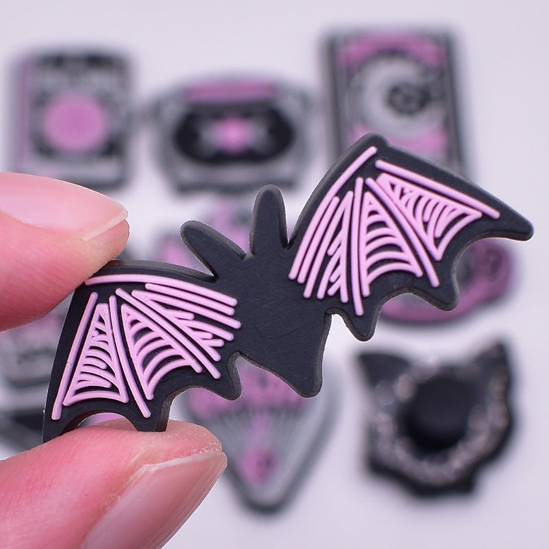 Wholesale Random 100pcs  Series Shoes Accessories Shoes Charms