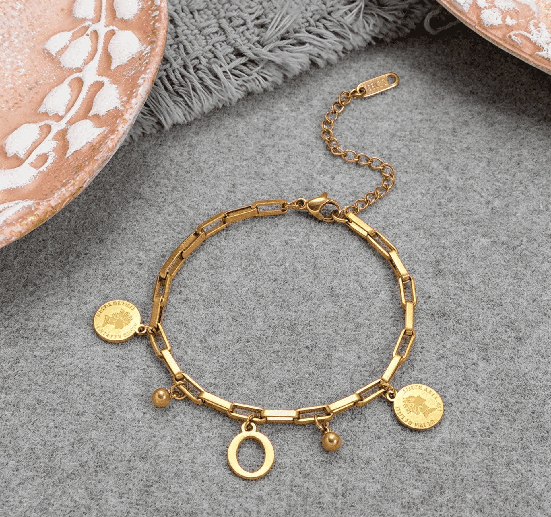 Wholesale Titanium Steel Gold Plated Letter Design Bracelet - Chic Fashion Accessory for Everyday Wear