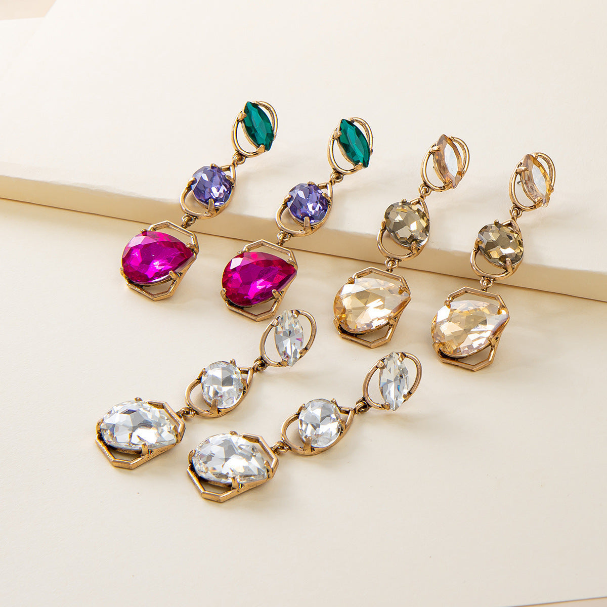Wholesale Retro Rhinestone Drop Earrings for Women Fashion Accessory Gift