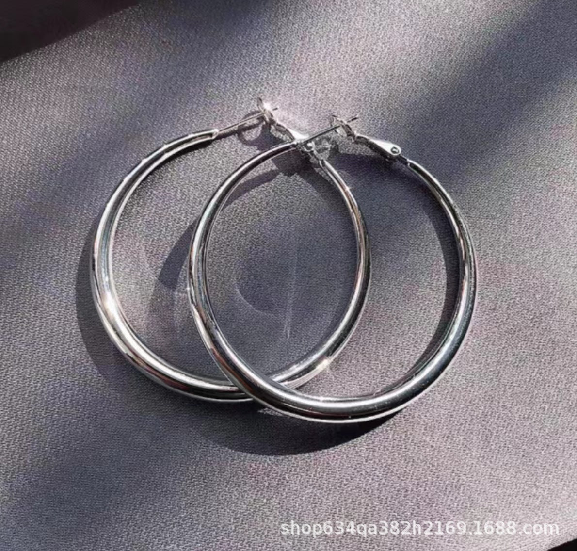 Wholesale  Exaggerated Large Hoop Earrings