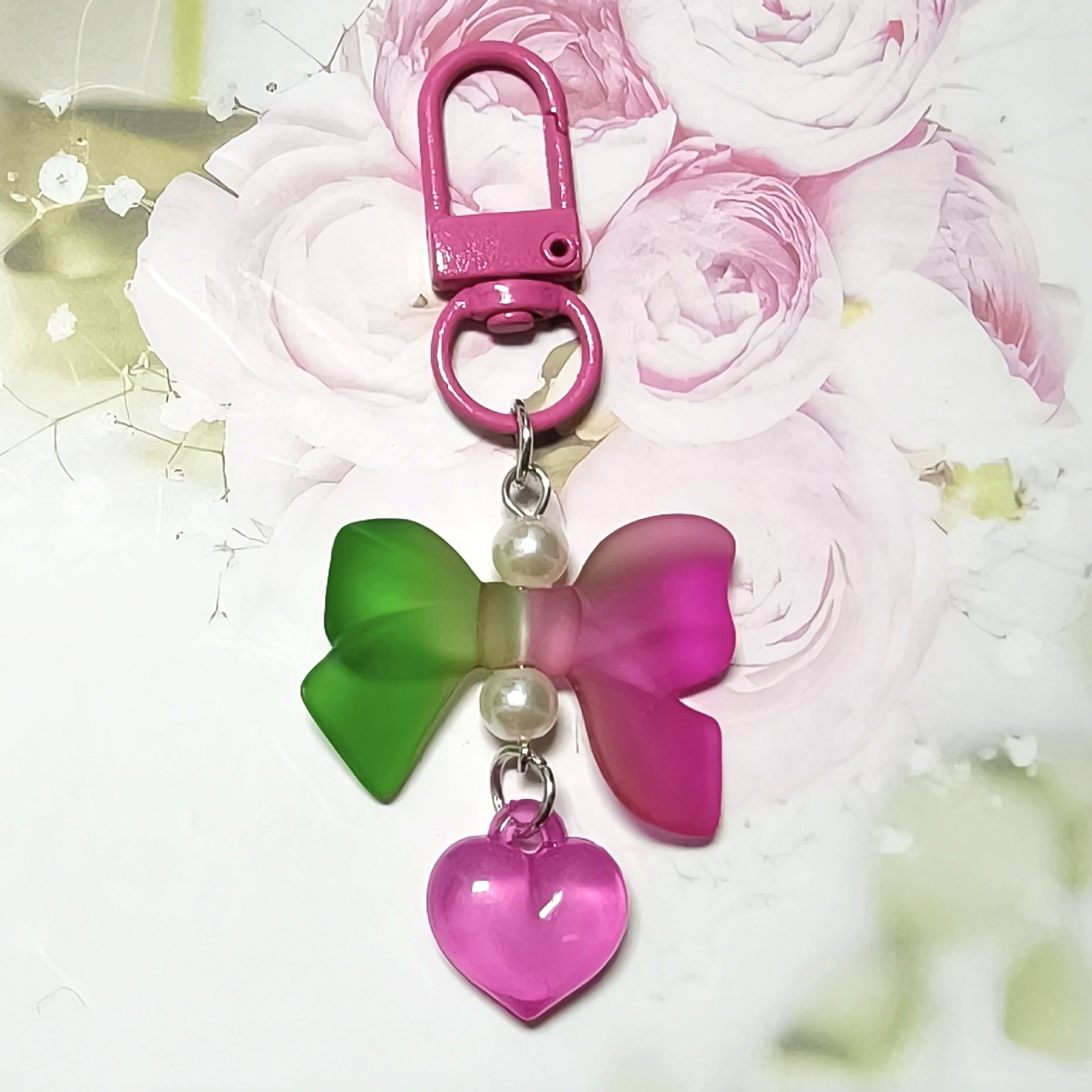 Wholesale Bow Pearl Heart Pendant in Candy Color
