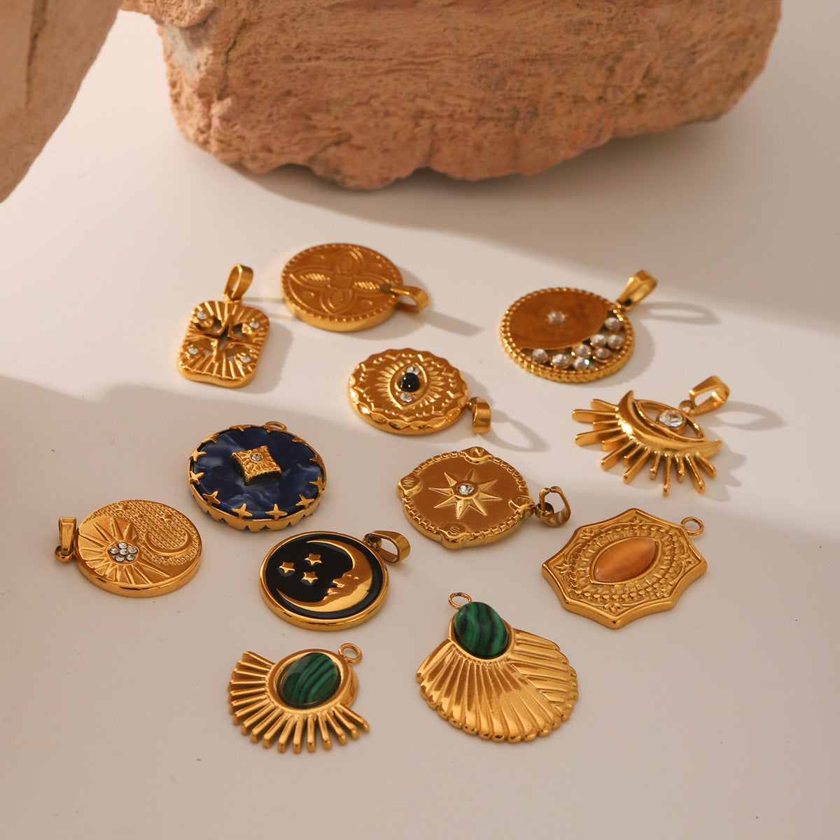 Wholesale Personalized Fashion Stainless Steel 18K Gold Accessories Natural Stone Oil Dropping Zircon Pendant Jewelry