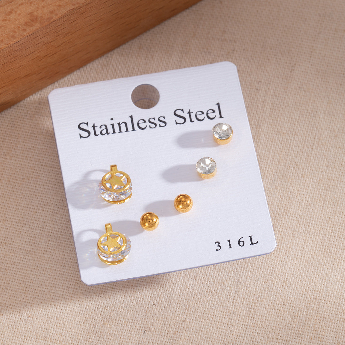 Wholesale Stylish Gold Stainless Steel Geometric Earrings for Women Vintage Fashion Accessory