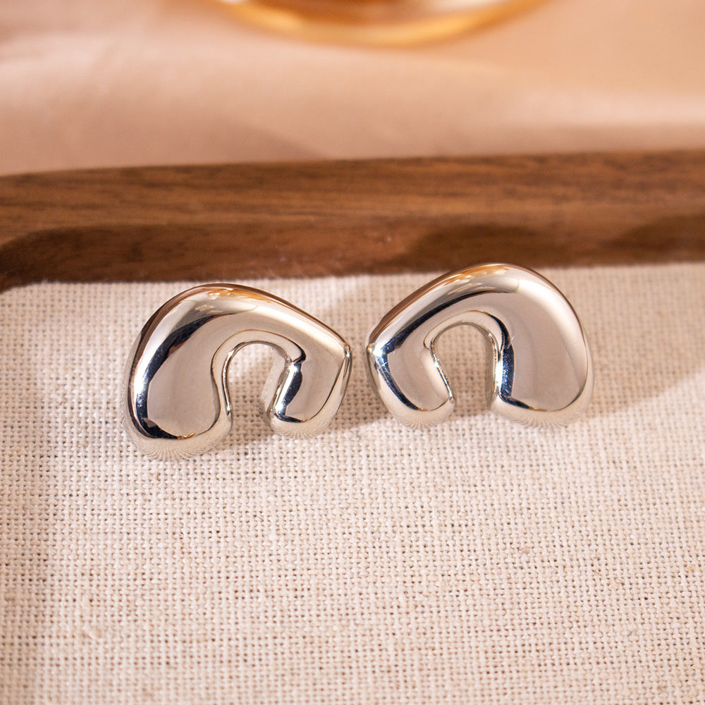 Wholesale Real gold plating irregular letter C- shaped earrings