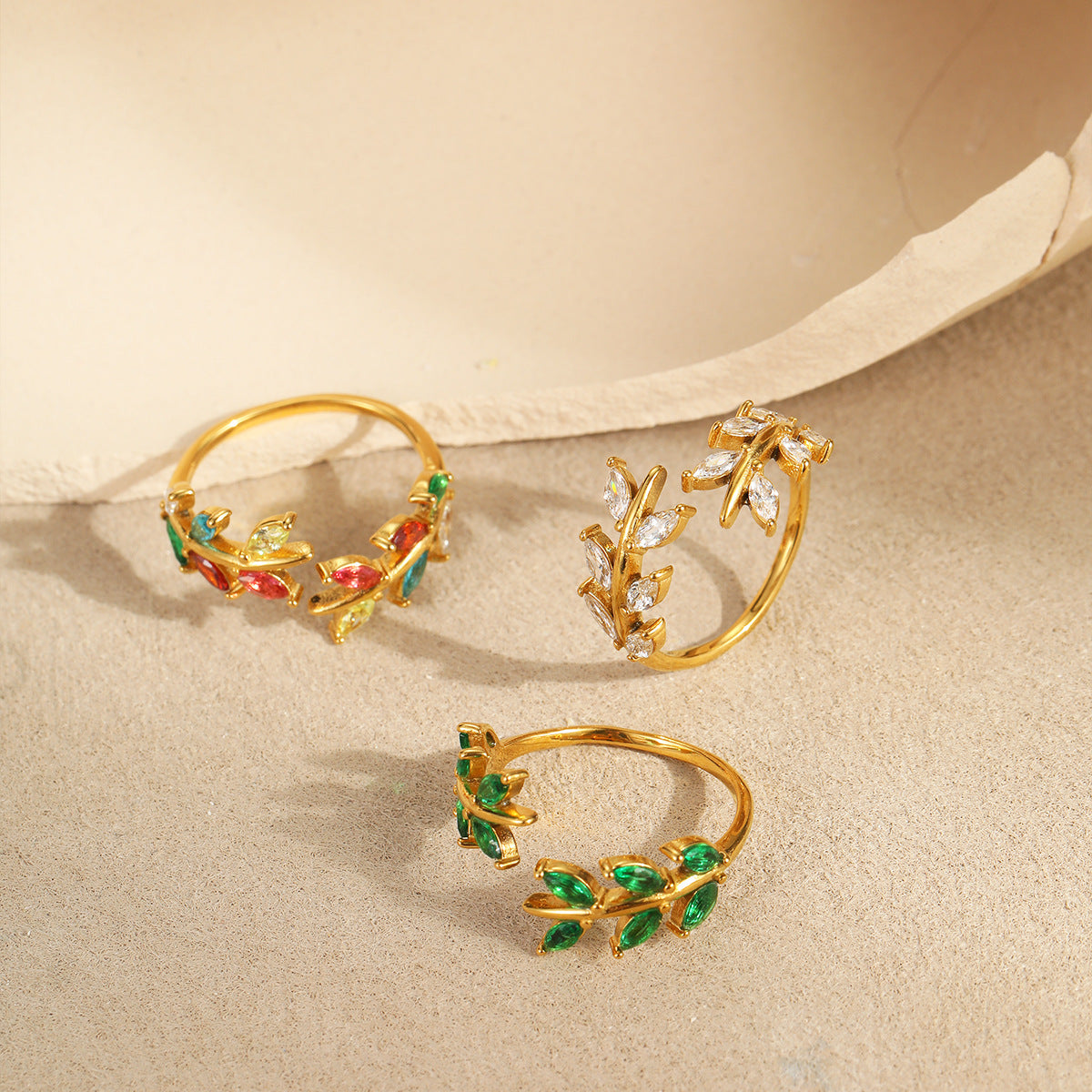 Wholesale  Leaf Stainless Steel Open Ring Plated with 18K Gold Hand Jewelry