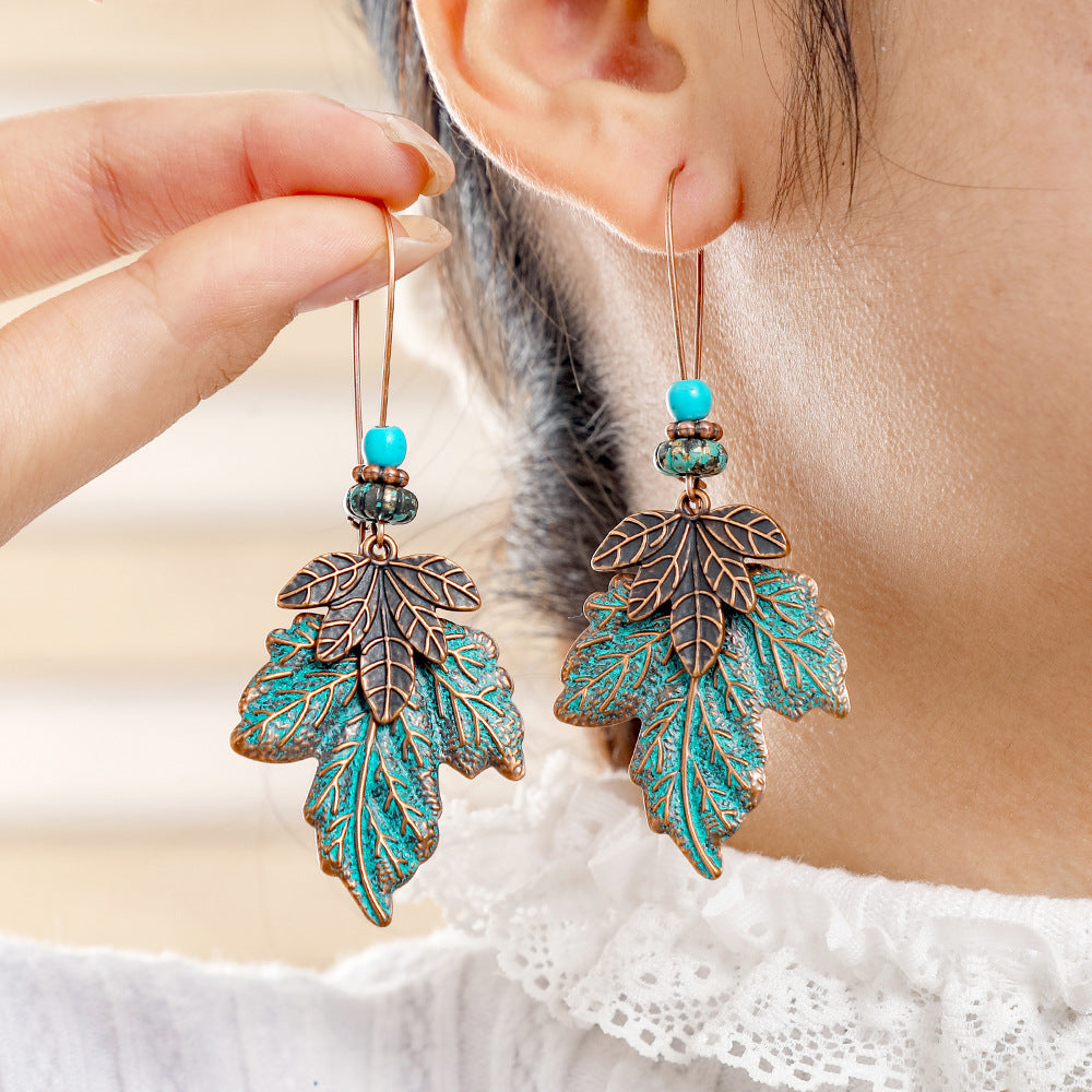 Wholesale Retro Bohemian Ethnic Style Leaf Pendant Necklace Set Autumn and Winter Long Sweater Chain Daily Commuting Accessories