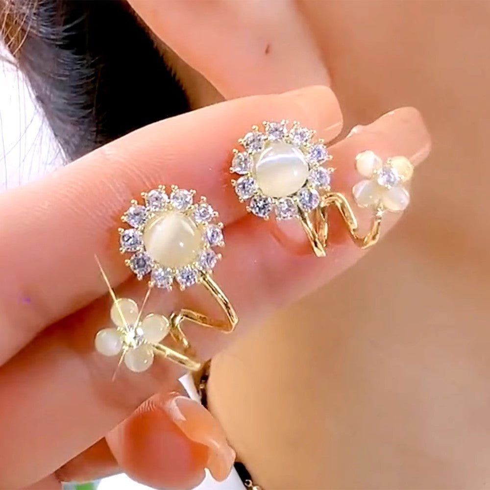 Wholesale Simple and Luxurious Heart-shaped Pearl Earrings
