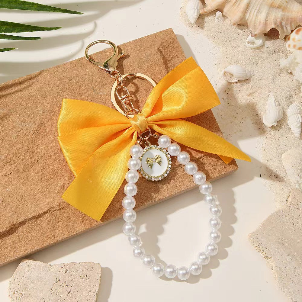 Wholesale Vintage Imitation Pearl Bow Keychain Pendant Alloy Car Key Accessory