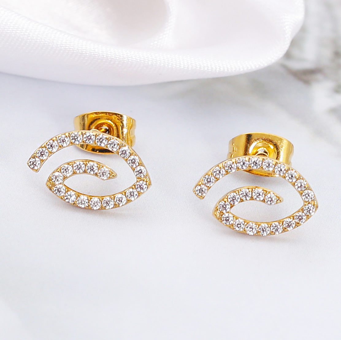 Wholesale Stainless steel earrings with zircon settings