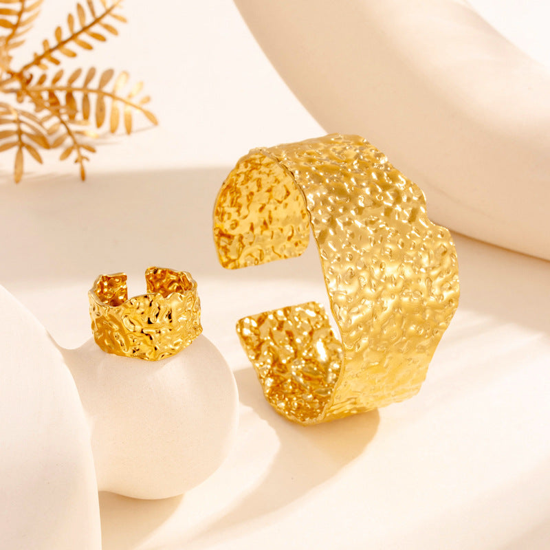 Wholesale Titanium steel wide version metallic irregular pleated opening adjustable bracelet