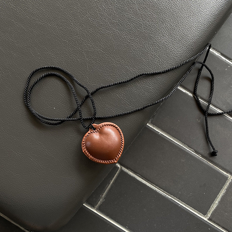 Wholesale Heart Pendant Sweater Necklace