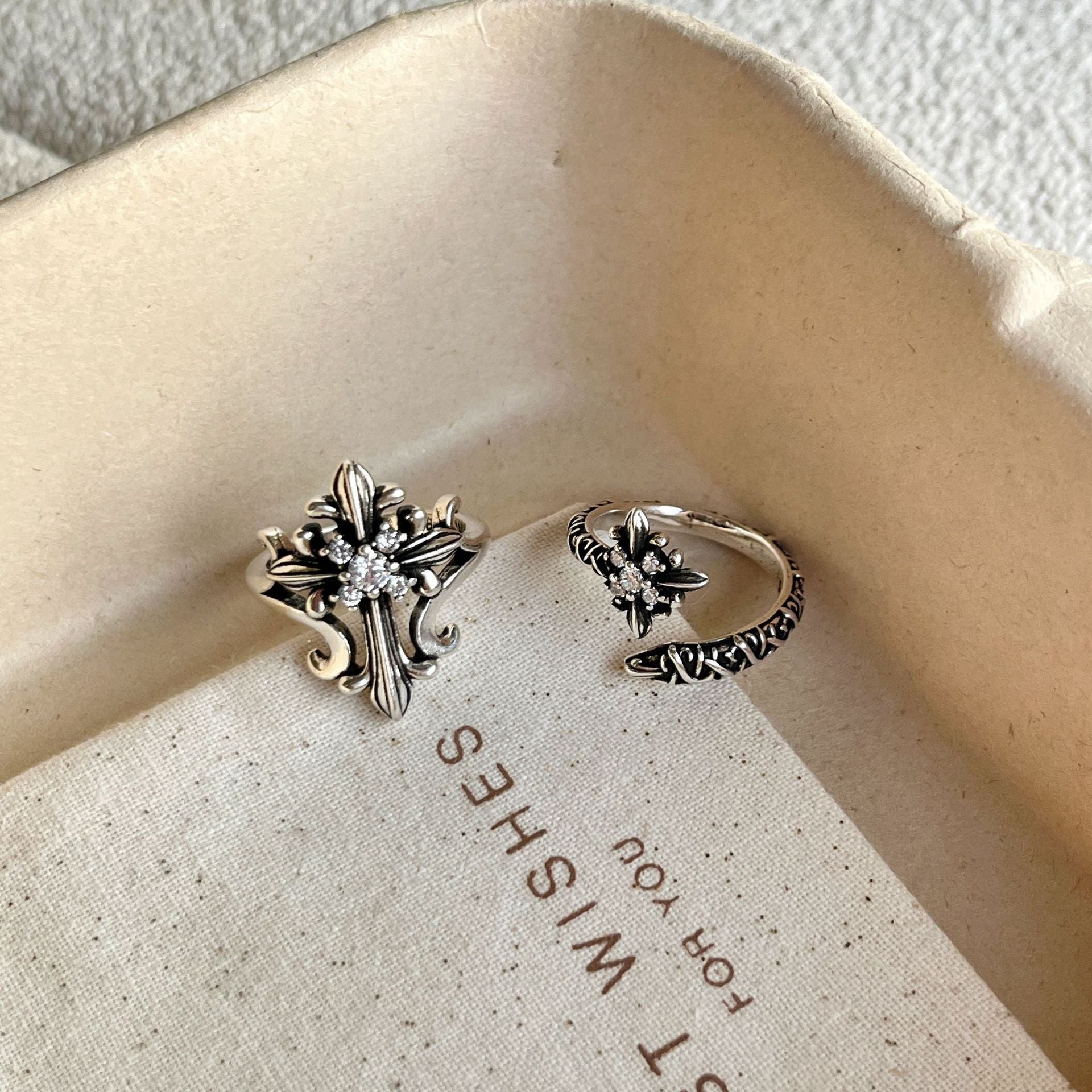 Wholesale Vintage Copper Cross Star Adjustable Ring for Women Fashion Jewelry Accessory