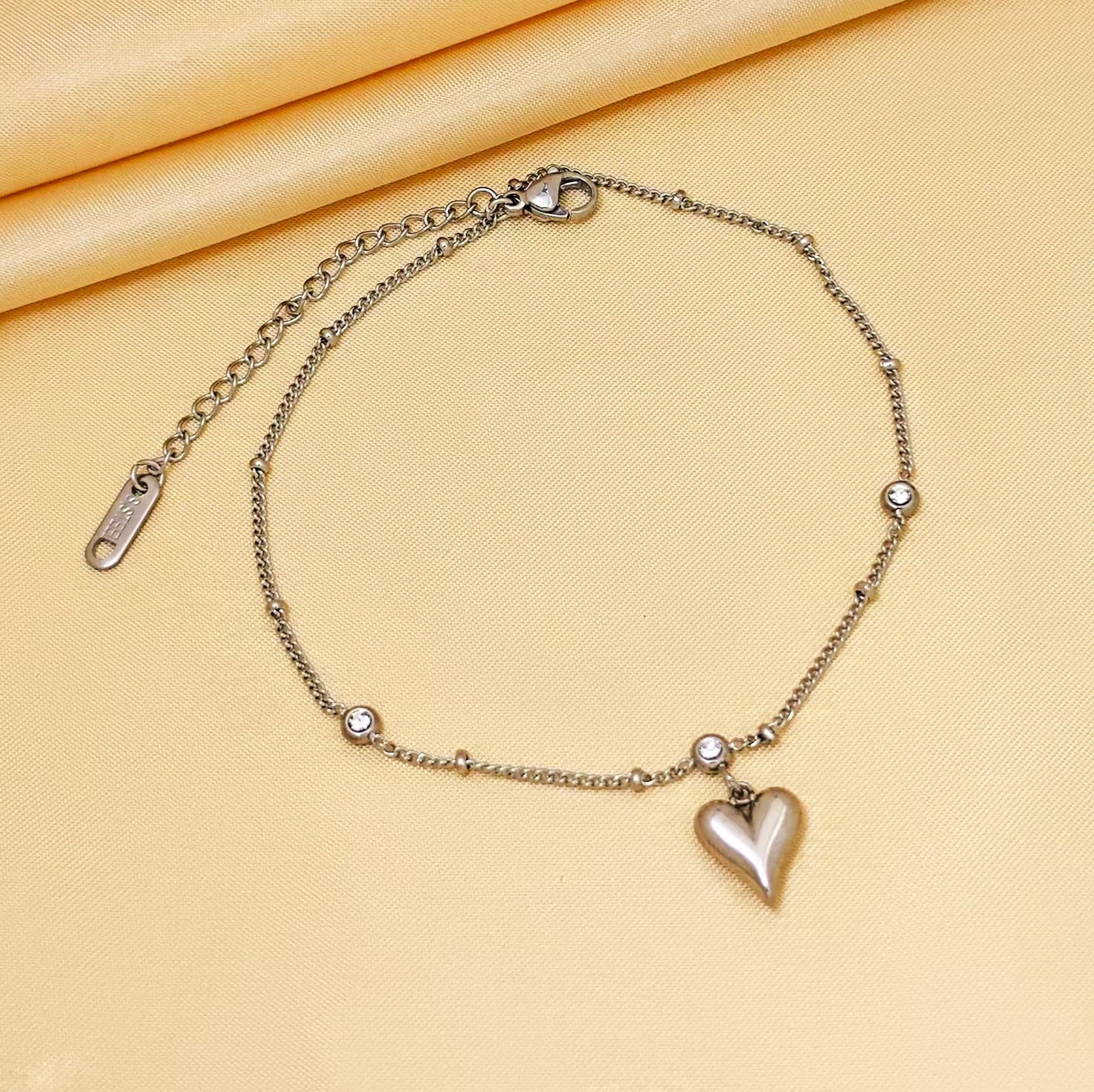 Wholesale Minimalist Titanium Steel Love Necklace Everyday Jewelry Accessory