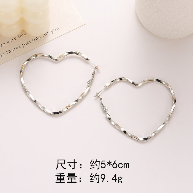 Wholesale Metal Plain Hoop Heart Earrings